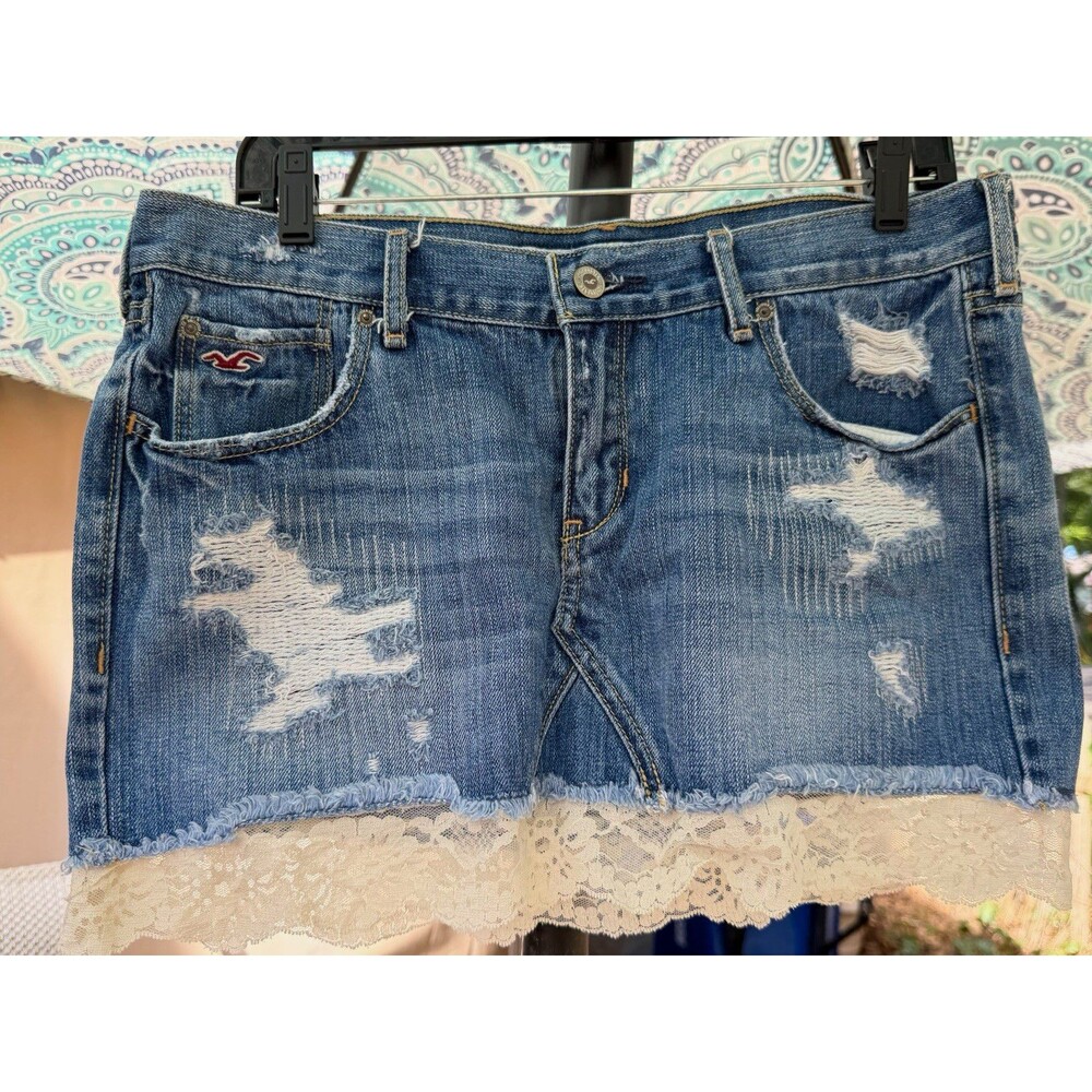 Hollister Denim Mini Skirt Size 9 Lace Trim Distressed Y2K Boho Frayed Jean